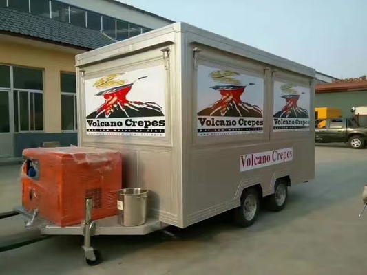 Remolque móvil de camión de comida con máquina de bocadillos y equipo