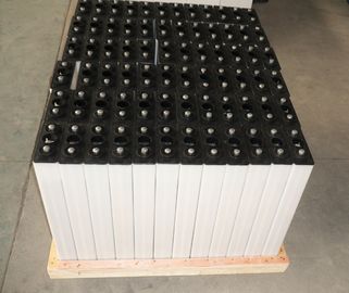 De las baterías industriales de 2 carretillas elevadoras 225Ah/5hrs de voltio tecnología tubular de las placas positivas