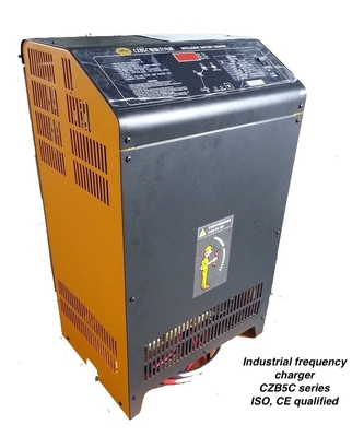 cargador eléctrico inteligente de la carretilla elevadora de 80V 100A, cargador de batería resistente para la carretilla elevadora