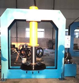 Máquina de prensado de neumáticos de montacargas TP120 de diseño compacto 380V con certificación CE para neumáticos sólidos industriales