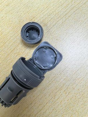 Tapón de ventilación para cesta de batería de montacargas