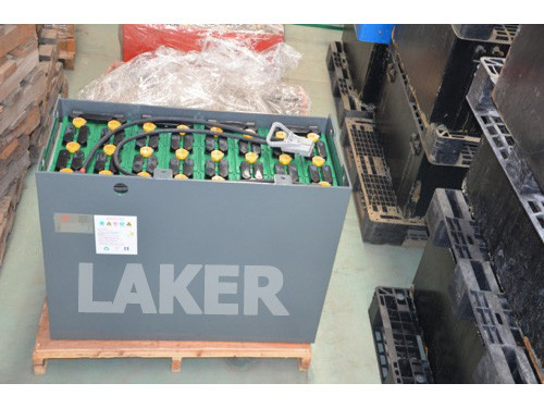 Batería de tracción de montacargas personalizada 24V 48V 80V 600Ah 720Ah Batería de tracción de plomo ácido