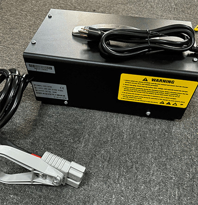 Cargador de batería de alta frecuencia de 24V 30A de la serie ESCH Cargador de batería de montacargas de alta frecuencia de 240v 1FASE