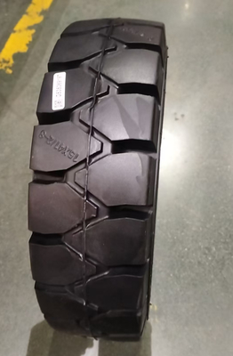 Neumáticos sólidos de sistema rápido 125/75-8 duraderos y antideslizantes para carretillas elevadoras