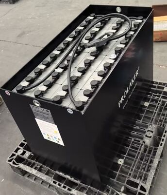 Baterías de tracción de plomo ácido personalizadas Batería de 48V 600Ah para carretillas elevadoras HELI CPD20 con enchufe REMA160