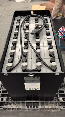 50% de descuento Batería de plomo ácido personalizada de 48V 600Ah para carretillas elevadoras HELI CPD20 con enchufe REMA160