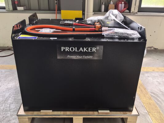 Batería LiFePO4 para carretillas elevadoras de trabajo pesado con Smart BMS. UN38.3 Certificado IEC, 83.2V 630Ah para carretillas elevadoras Linde 80V
