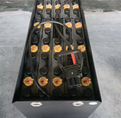 Batería de montacargas TCM de 48V 280Ah para carga de alto rendimiento